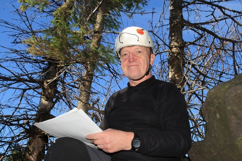 05-IMG 1041 -- Jerzy P. – ceniony autor specjalistycznej dokumentacji jaskiniowej
