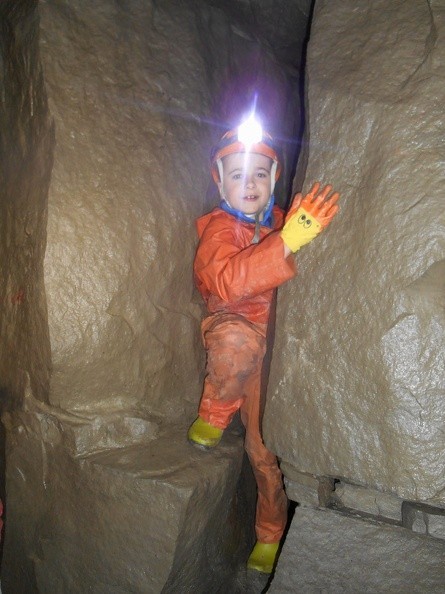 04-DSCN2395-jerzy -- Jaskinia w Trzech Kopcach. Wyjście z Gabinetu
[Fot. Jerzy G.]