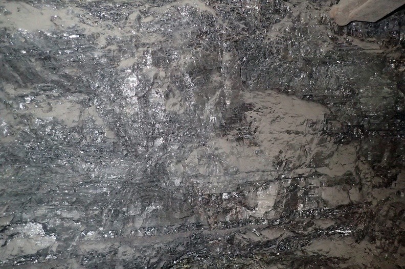 20-PC220265 -- Najprawdziwszy węgiel