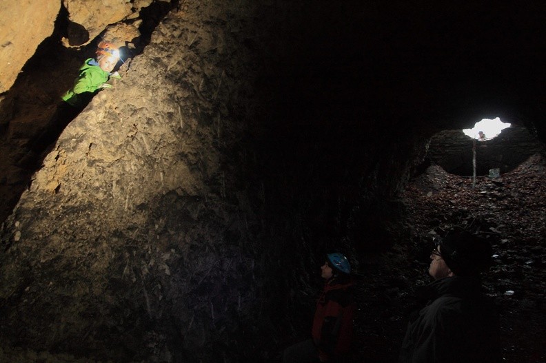 72-IMG 0244 -- Wspinaczka w miejscu drugiego obrywu / 2