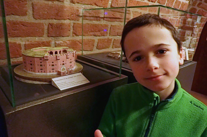 47-P3010172 -- Ten akurat fort jest Mikołajowi dobrze znany: <a href="http://www.dziennikgorski.type.pl/zdjecia/picture.php?/2592/category/128" target="_blank">LINK</a> :-)