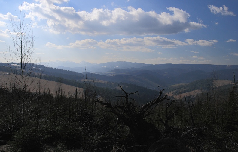 060-IMG 6443 -- Dzisiejsze widoki na zachód i na południowy zachód adresowane są do topografów z wyobraźnią