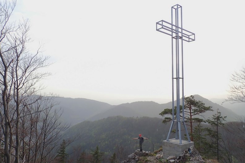 150-P4260709 -- <i>Vyhliadka na Hrdoši</i>