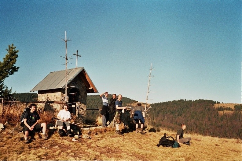 23-0137   1 -- Kapliczka na Halach Podgorcowych