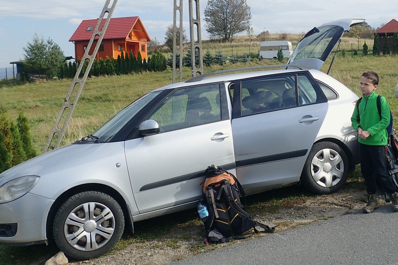02-PA070025 -- ...z okolic remizy strażackiej we wsi Ostre