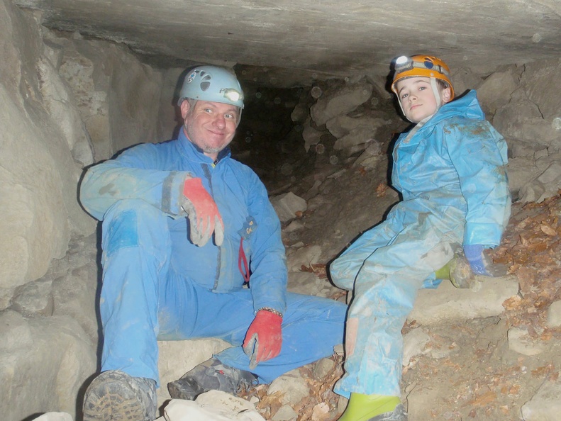 27-PA070782 -- Tradycyjny portret pozowany z Wujem w partiach przyotworowych
