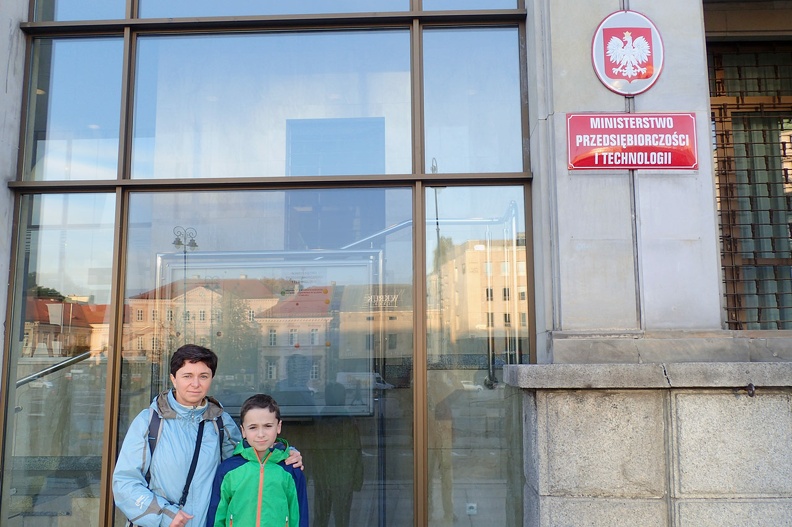 15-PA090115 -- Przed niespełna dwudziestoma laty w tym właśnie gmachu Ines
gromadziła materiały do swojej pracy naukowej