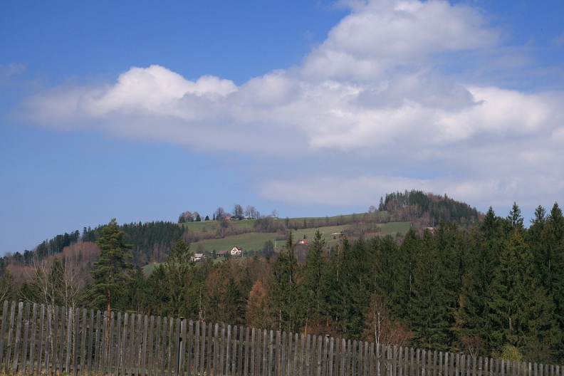 012-IMG 6847 -- Górka z chmurką